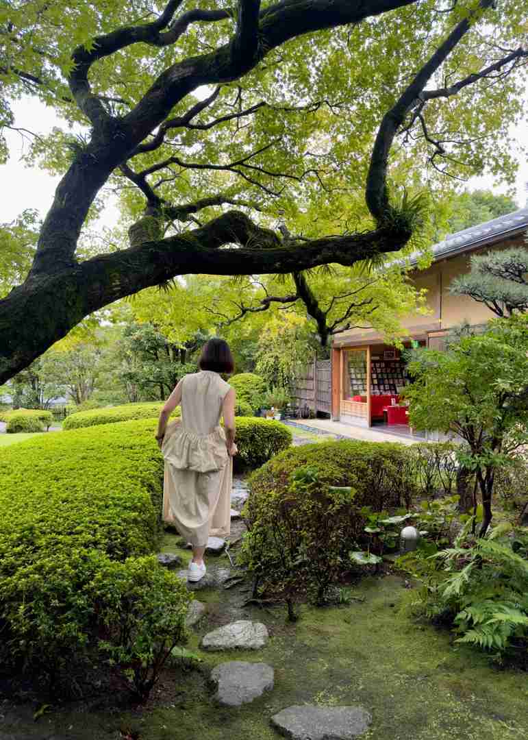 Discover Shofuen Garden in Fukuoka Japan - Best Traditional Japanese Gardens to Visit