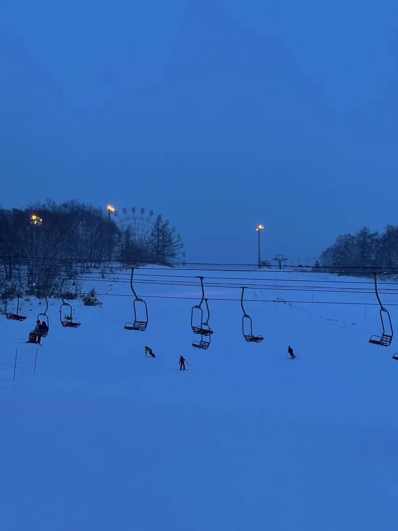 Stunning Blue Hour Photography in Hokkaido: Best Spots & Tips for Magical Twilight Views