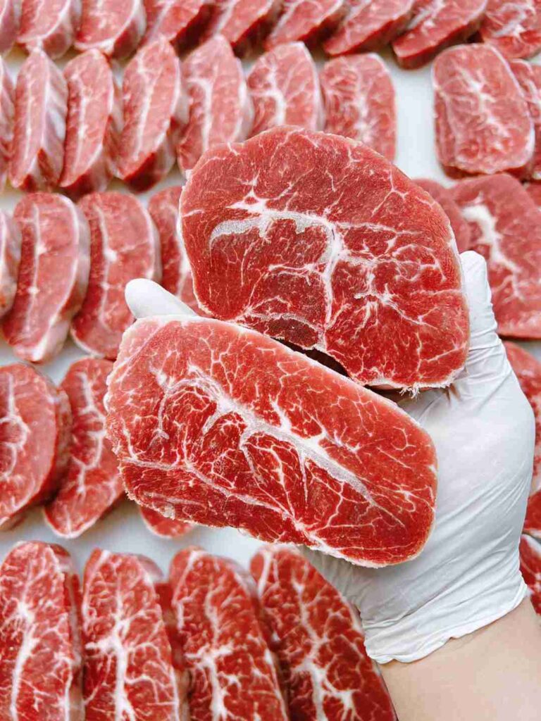 Affordable Flat Iron Steak: Enjoying Daily Delights for Only 10R Each