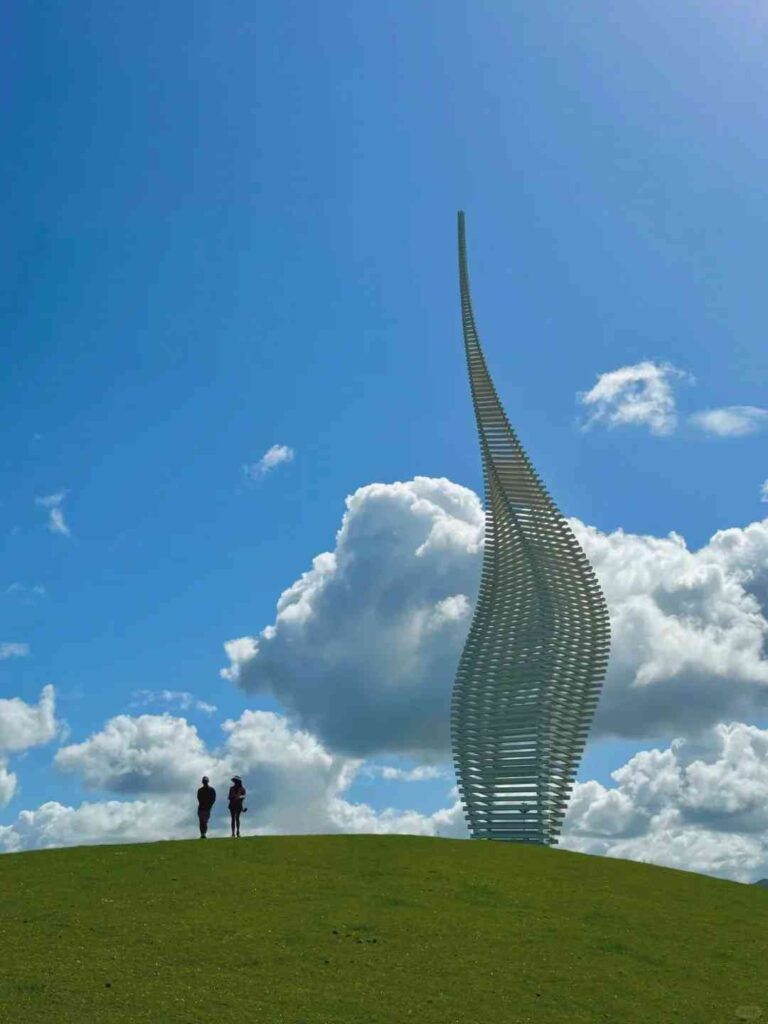 Discover Hidden Gems: Must-Visit Attractions in New Zealand You Can’t Miss!