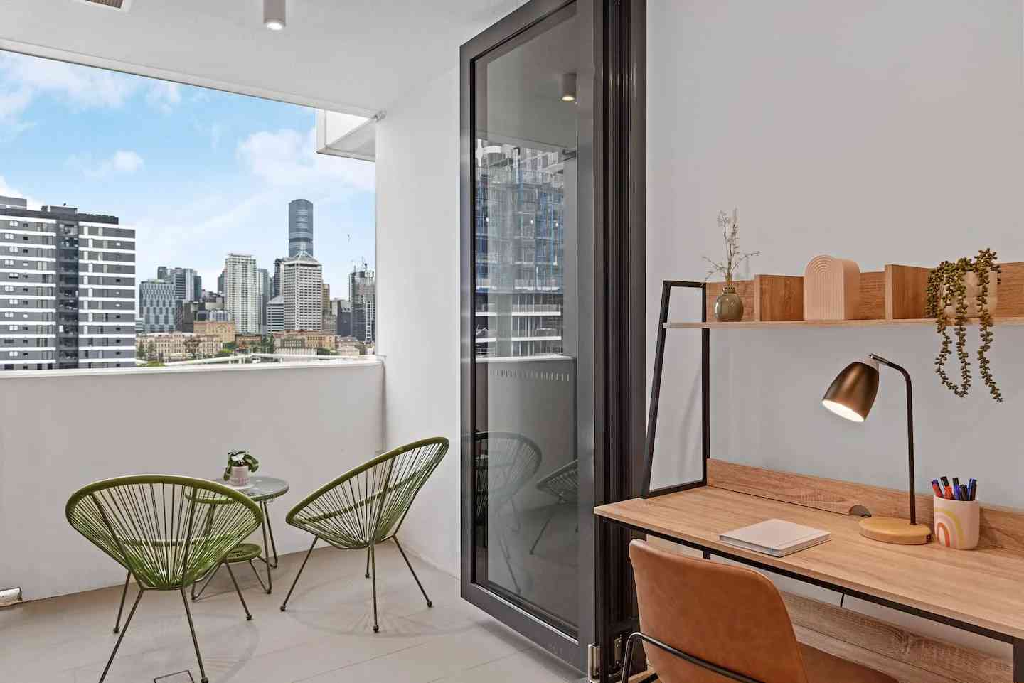 Découvrez des Appartements Idéaux de Type 1B1B à South Brisbane avec Vues sur le Balcon