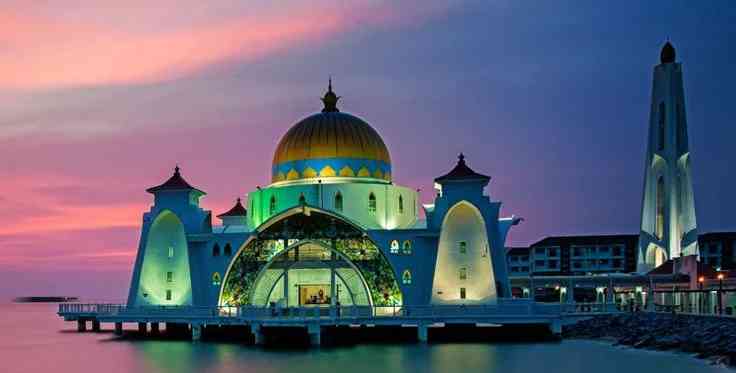 Discover Malacca’s Historic Sites, Local Cuisine, and Photogenic Spots 🌟📍