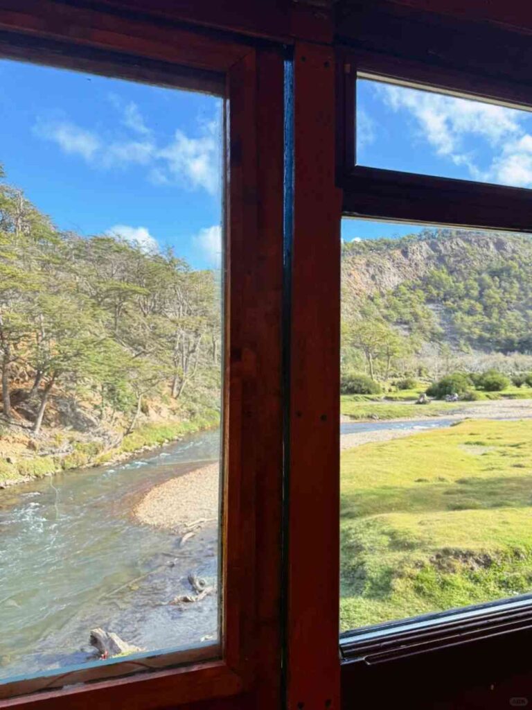 Discover Ushuaia: Your Ultimate Travel Guide to Exploring and Playing in the Southernmost City