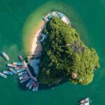 Entdecken Sie, warum der März perfekt ist, um die Halong-Bucht im Ausland zu erkunden