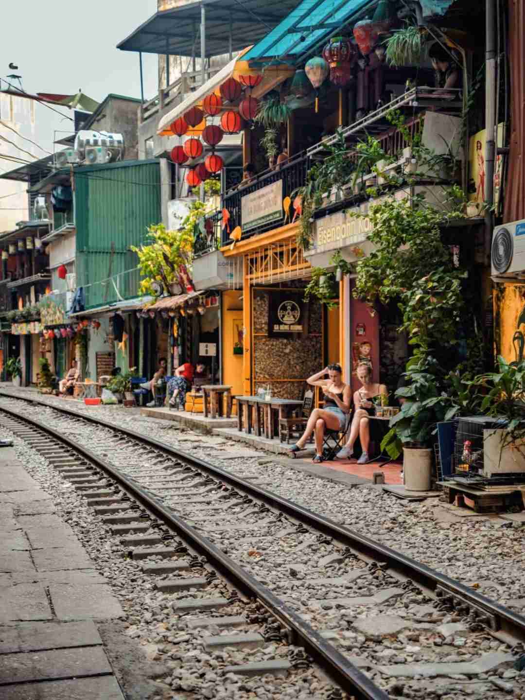 Discover the Best CityWalk Coffee Spots in Vietnam for a Perfect Work Break
