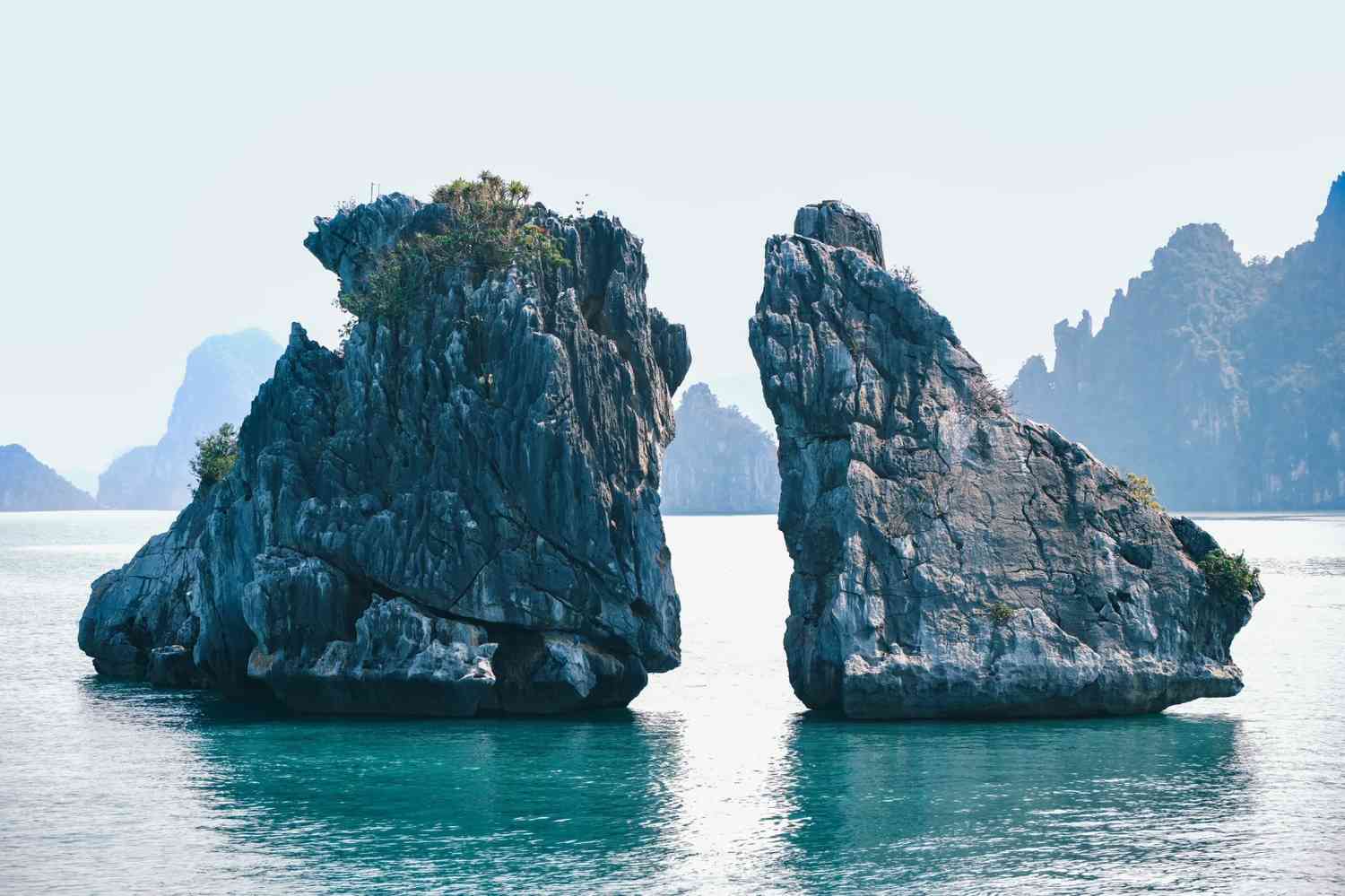 Discover the Best of Vietnam: Top Travel Destinations and Cultural Experiences