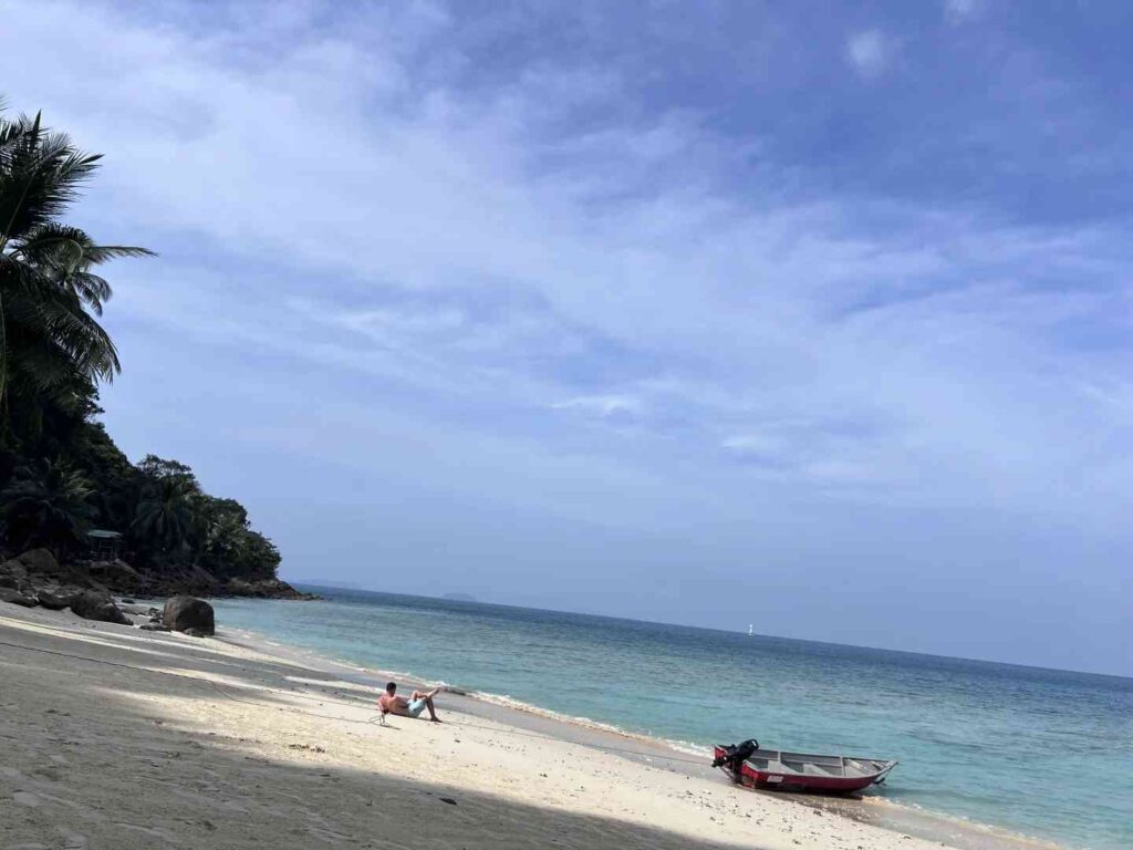 Discover the Hidden Gems: Pulau Perhentian Island Travel Guide