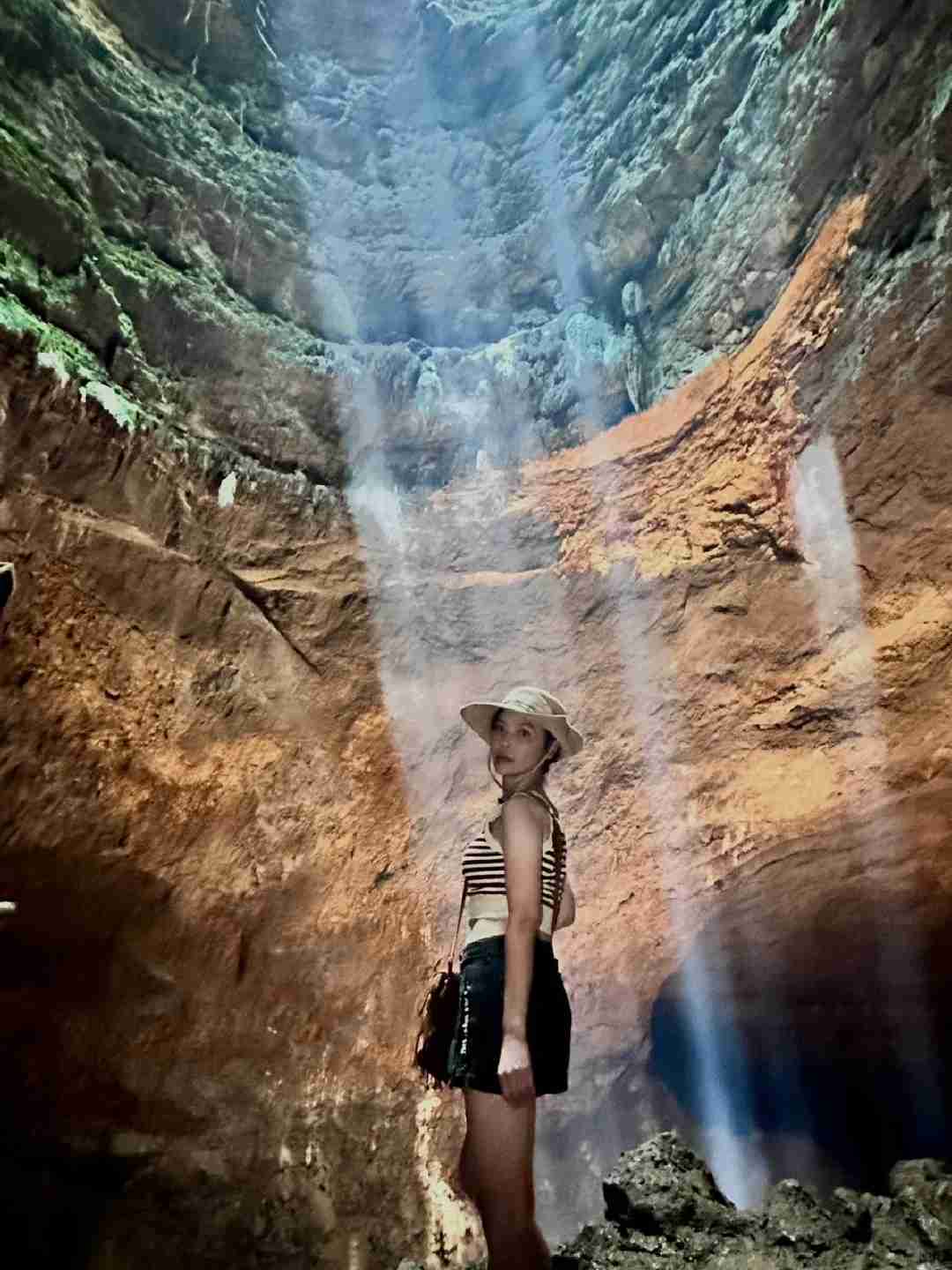 Discover the Hidden Sinkhole in Indonesia: Why 99% Miss This Bali Alternative!
