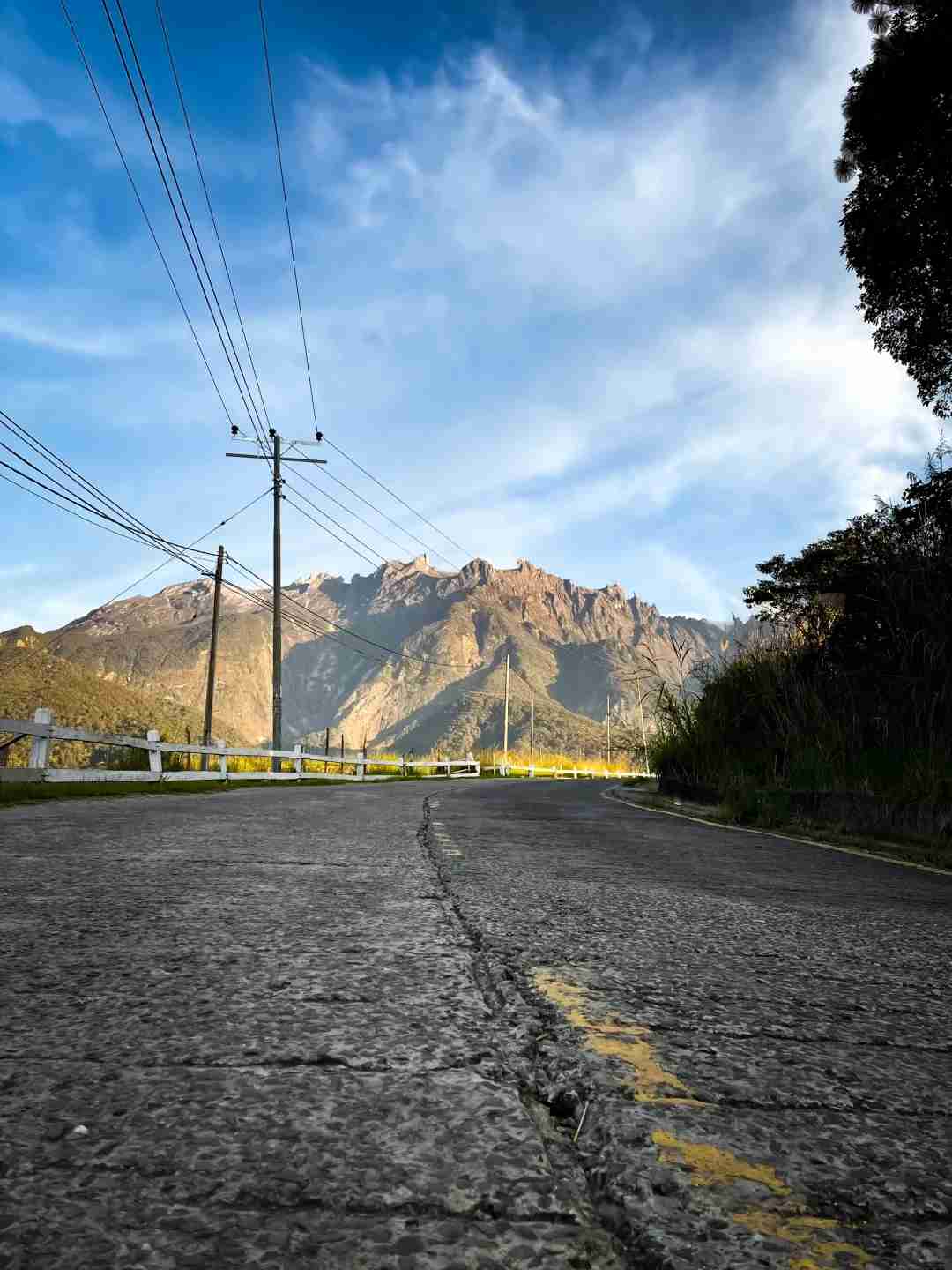 Discover the Perfect Sacred Mountain Gazing Spot Everyone's Talking About 🇲🇾