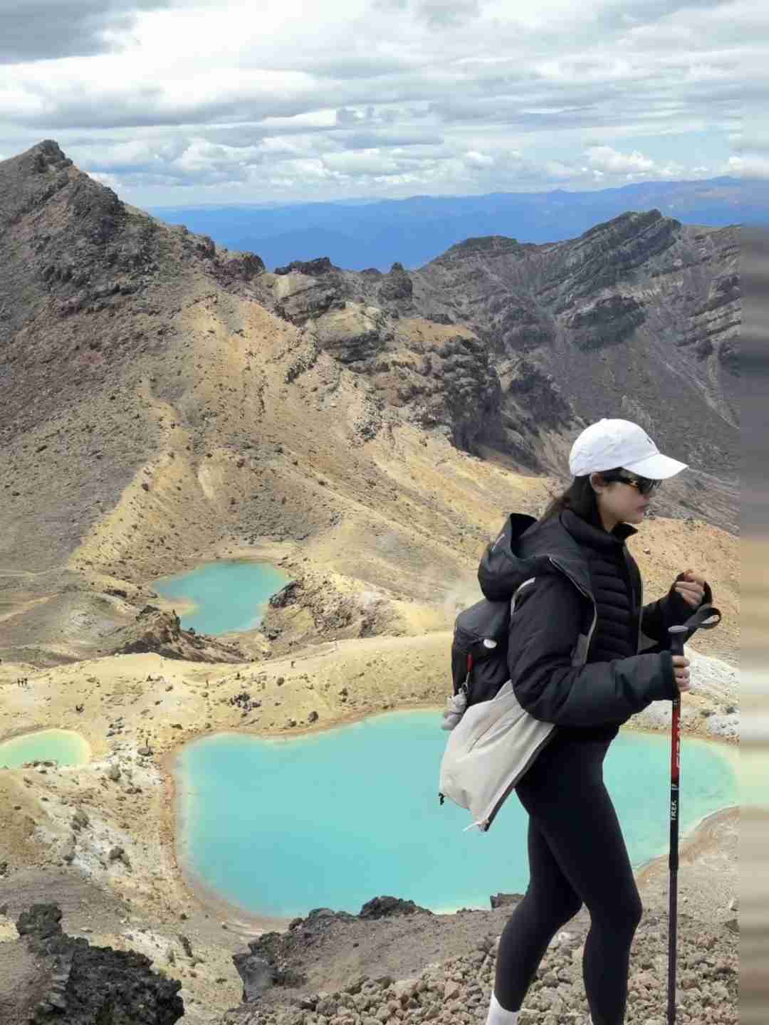 Discover the Thrill: 21km Hiking Adventure on Mount Tongariro, New Zealand