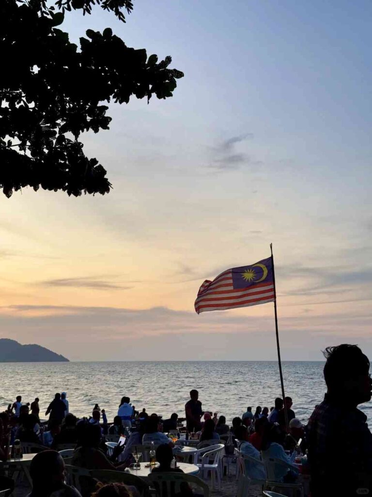 Discovering Hidden Gems: My Unforgettable Journey to the Untouched Sea