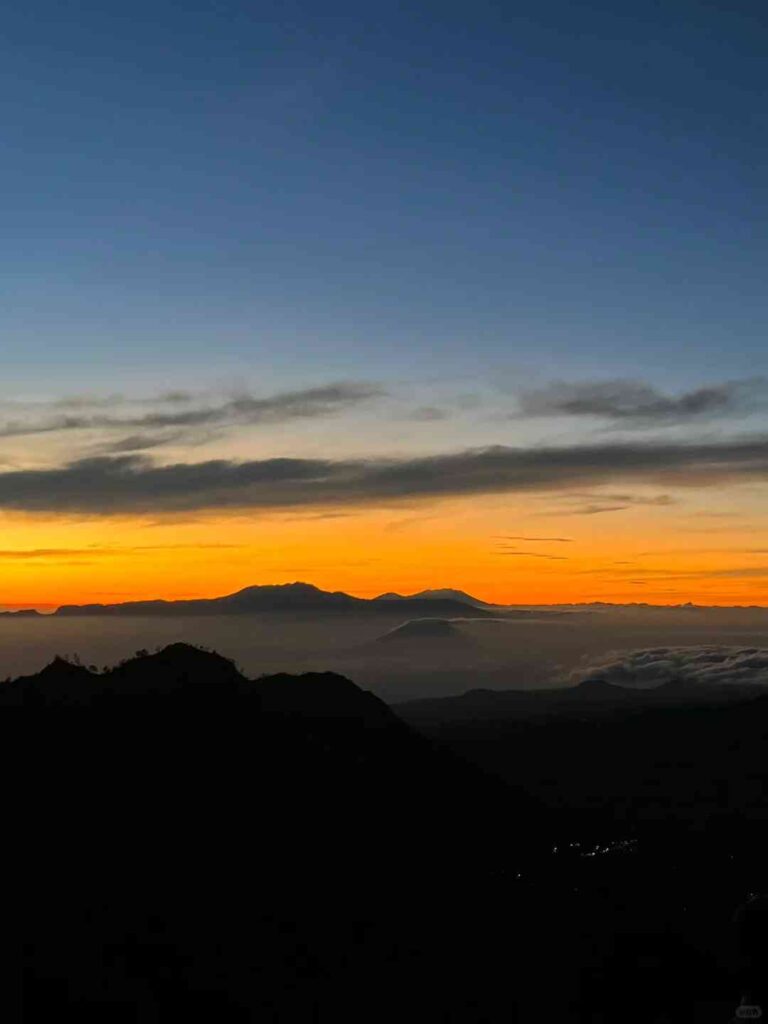 Explore Bromo Tengger Semeru: Best Hiking Tips and Sunrise Views