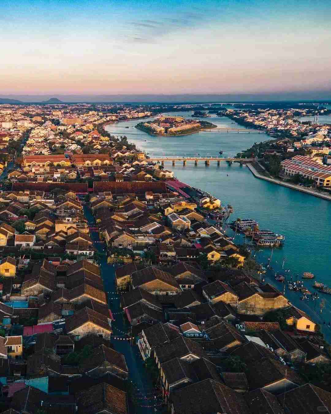 Explore Hoi An Ancient Town: Vietnamese Heritage with Chinese Influences