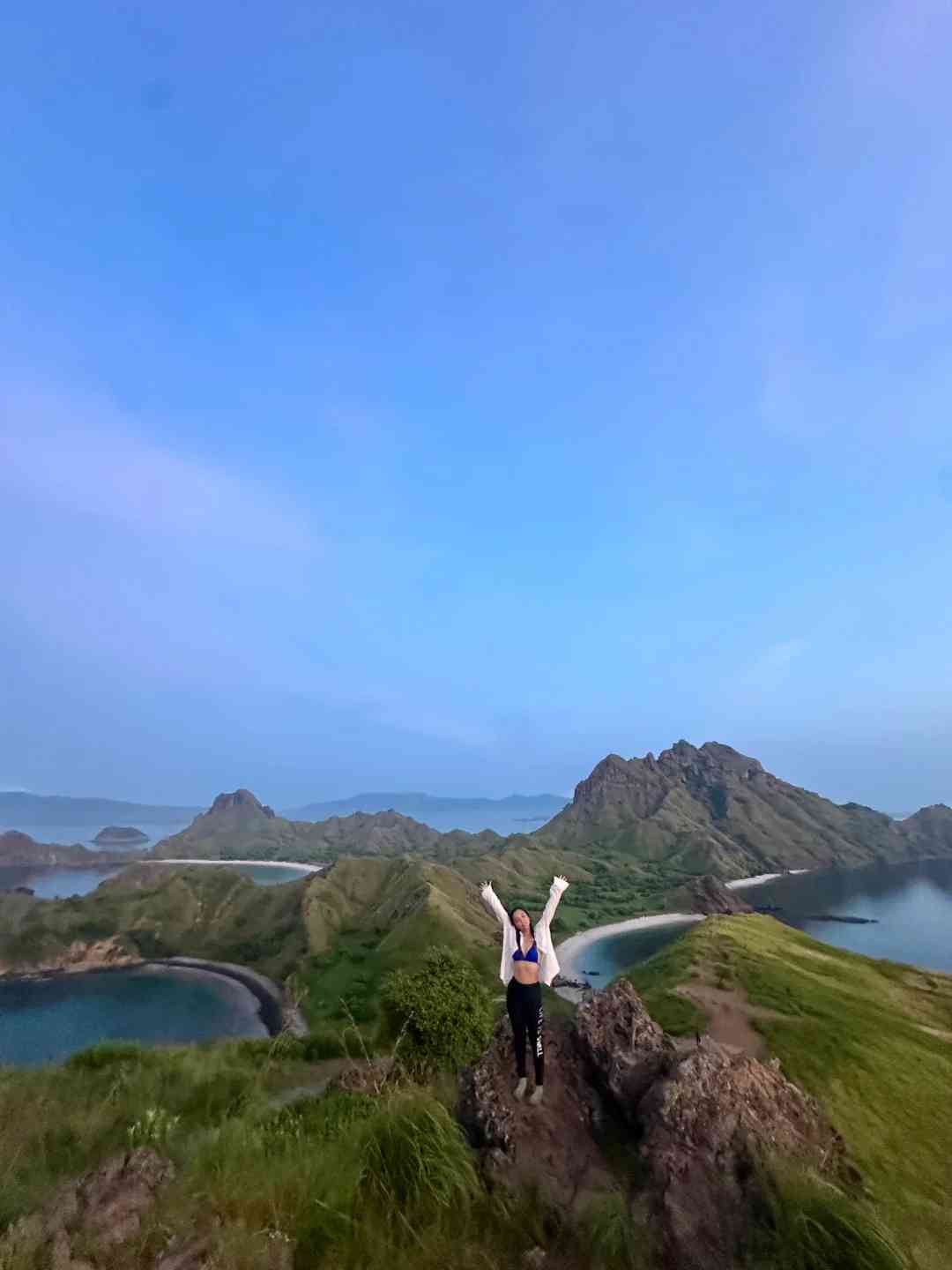 Explore Komodo Liveaboard: Day 2 Adventure in Indonesia’s Breathtaking Waters