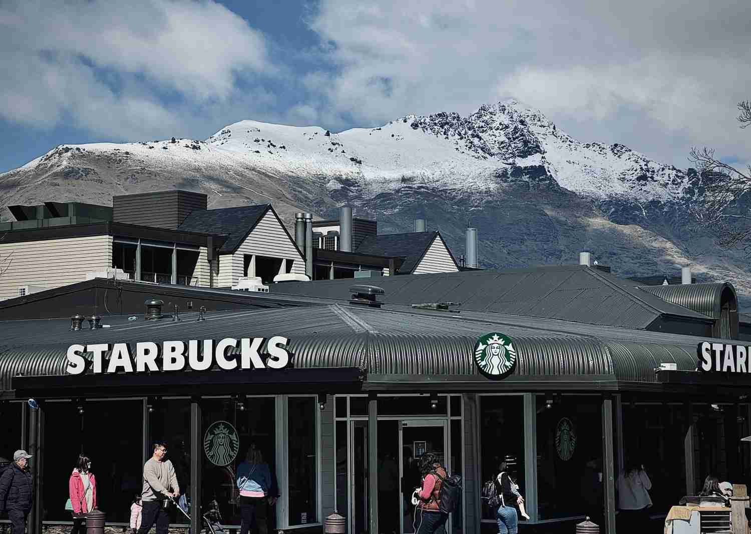 Explore Stunning Life Photos in New Zealand: Queenstown's Breathtaking Beauty Revealed