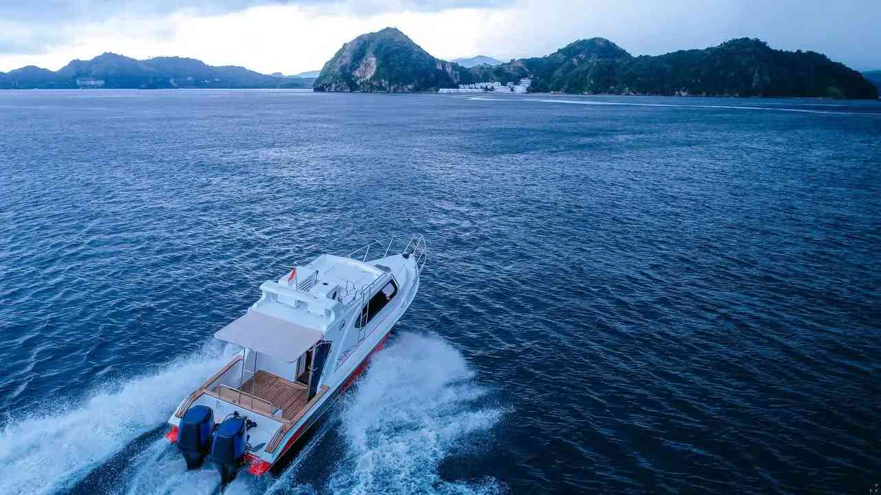 Explore the Best One Day Speedboat Trip Destinations Near You