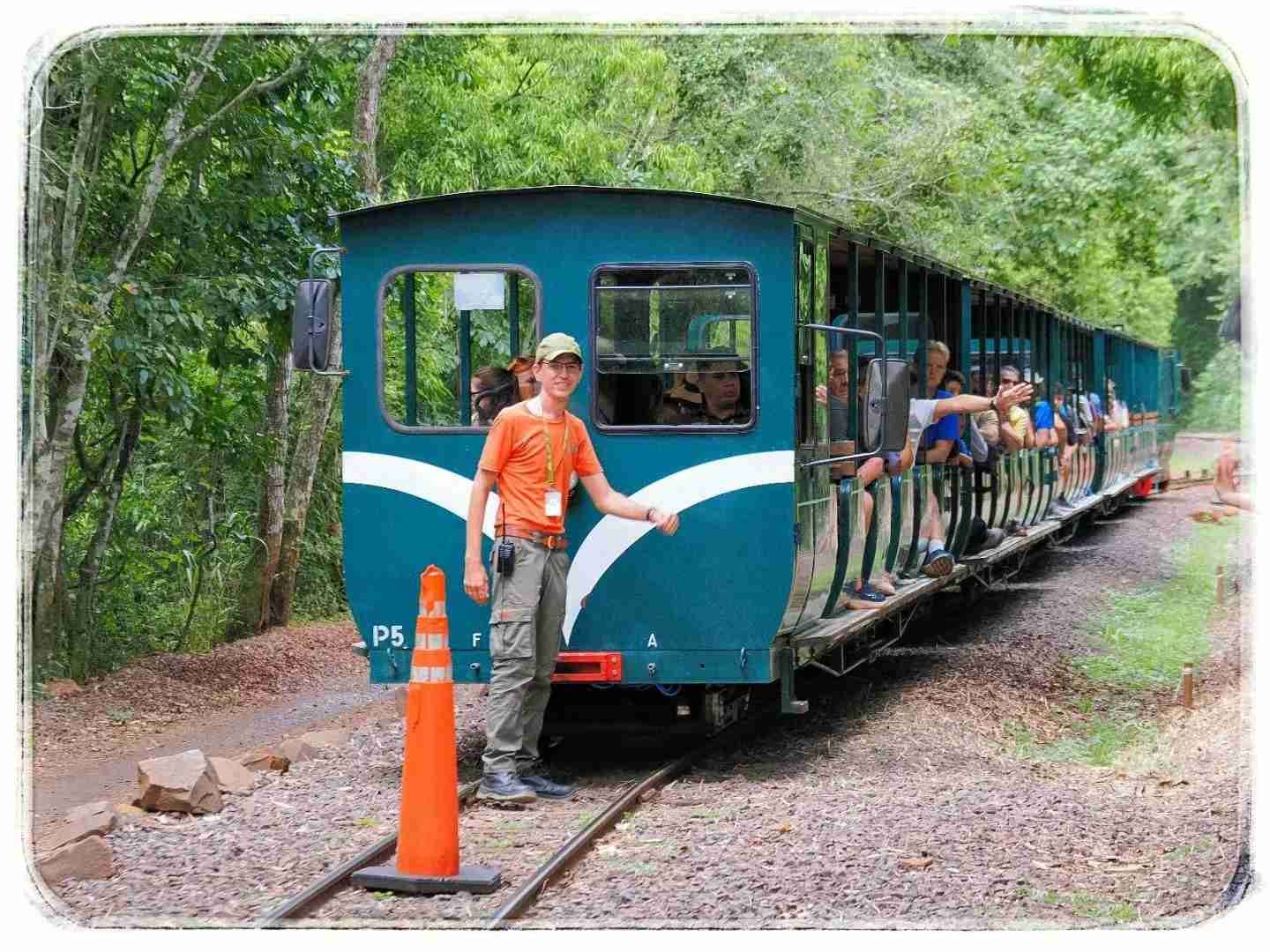 Explore the Breathtaking Beauty: Iguazu Falls Tour Experience Guide
