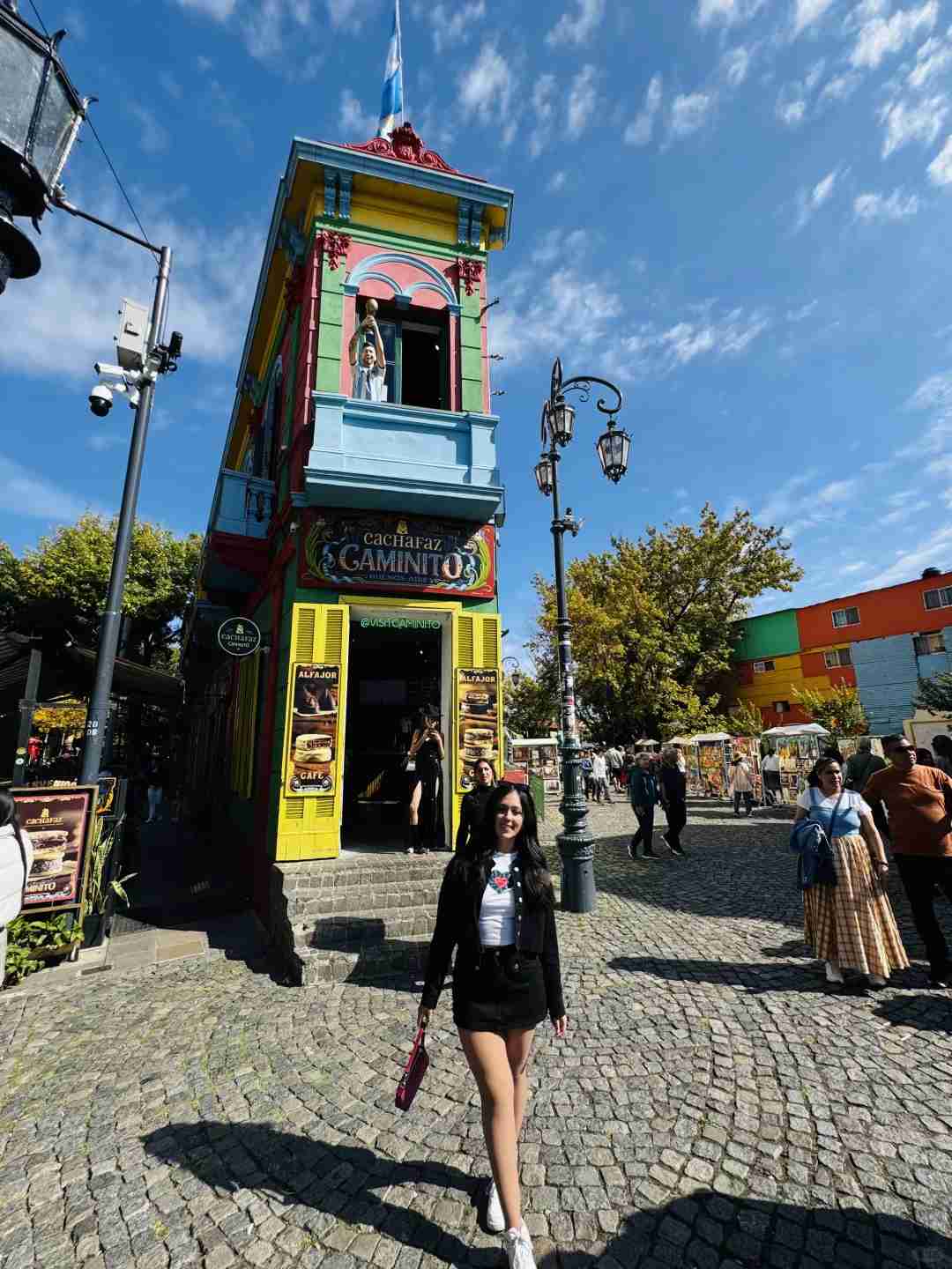 Explorez les couleurs vibrantes de Boca Caminito à Buenos Aires