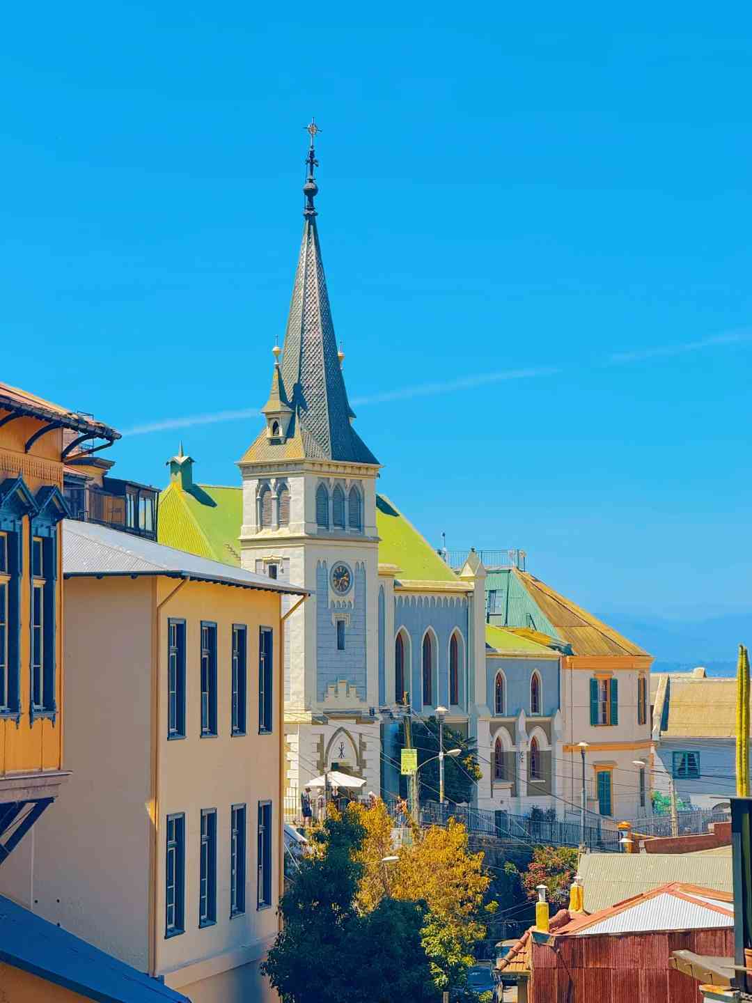 How to Explore Rainbow City on a Budget: Best Tips & Hidden Gems