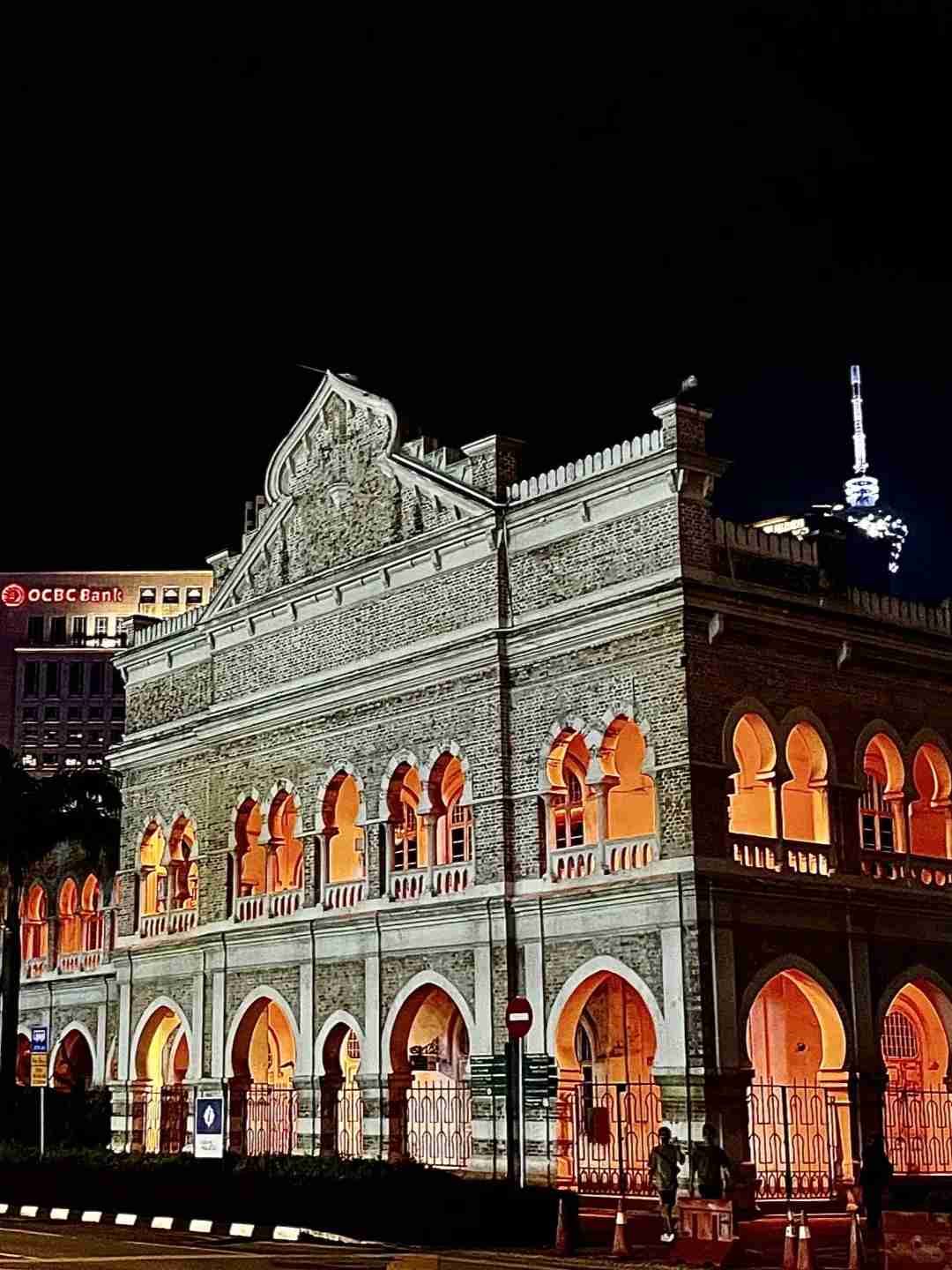 Melaka One Day Tour Guide: Exploring the Red House of Holland with Your Girlfriend