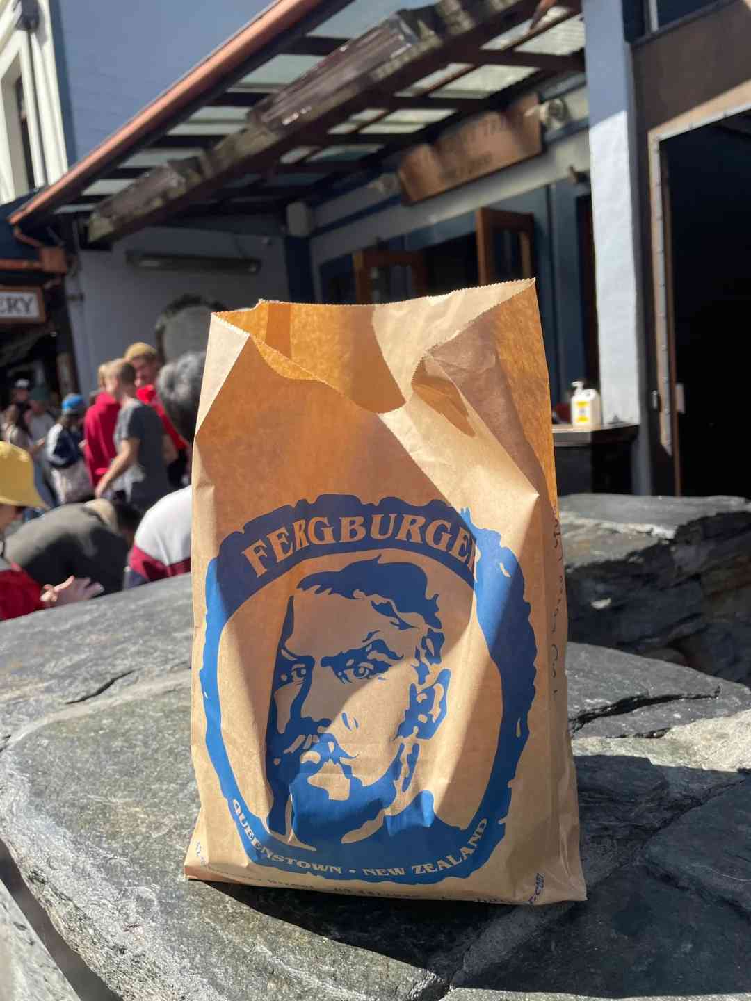 Must-Try Fergburger in Queenstown: Best Burger Experience 🍔
