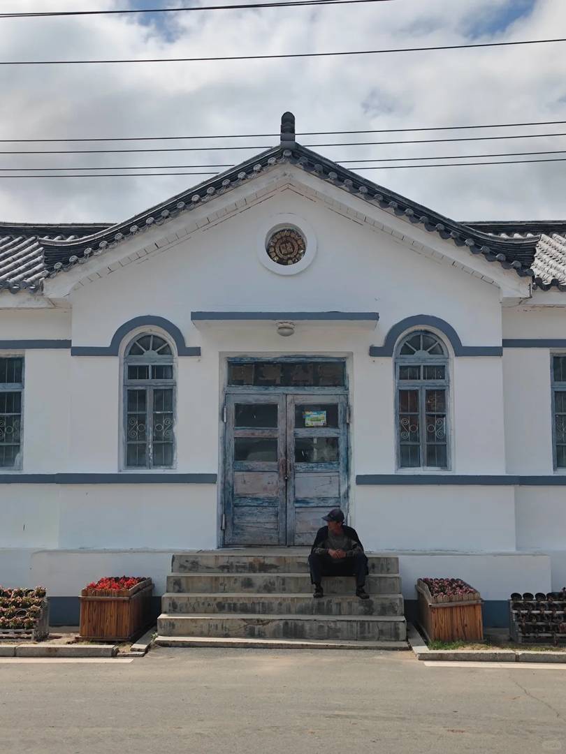 North Korea Travel Guide: Exploring Pyongyang’s Hidden Gems & Unique Cultural Experiences