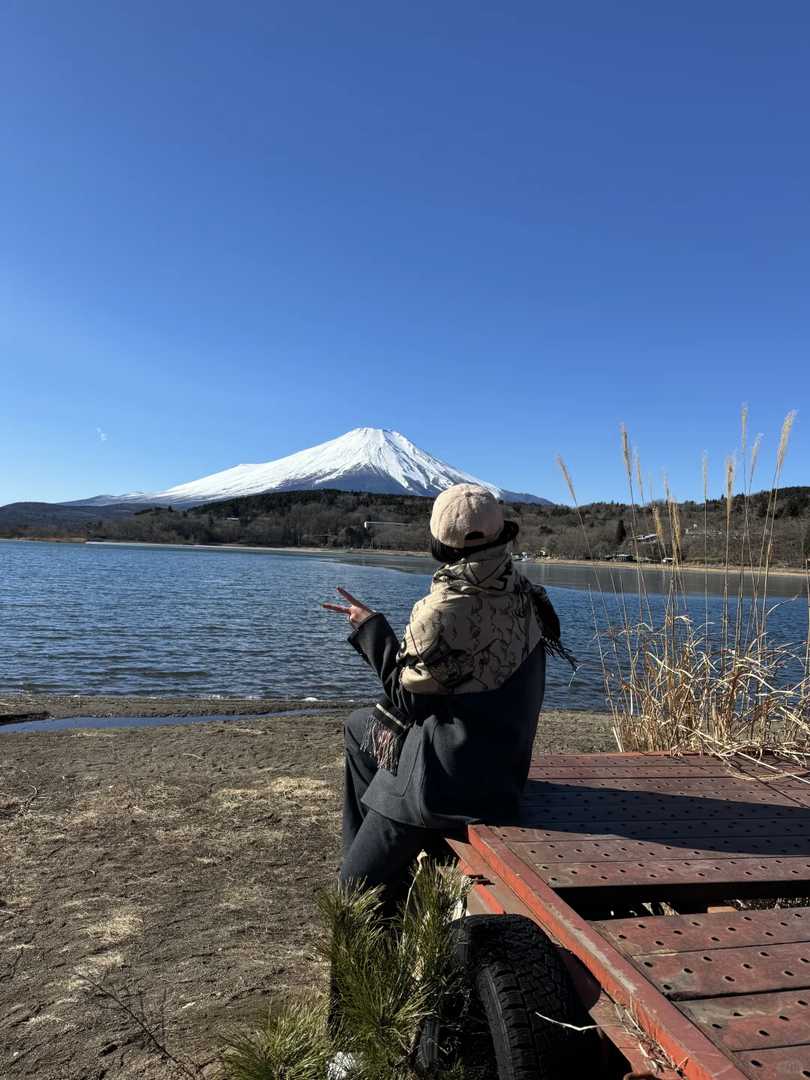 Romantic Honeymoon Itinerary: Best Day Trip to Mount Fuji for Couples