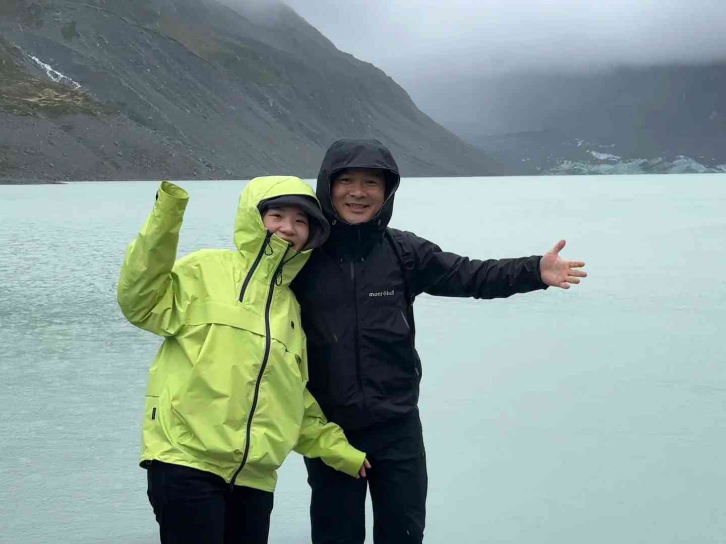 South Island Adventure: Exploring Rainy Mount Cook on a Scenic Journey