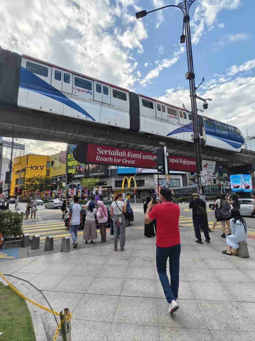 The Genius Behind Translating Kuala Lumpur to 吉隆坡: Unveiling the Mastermind