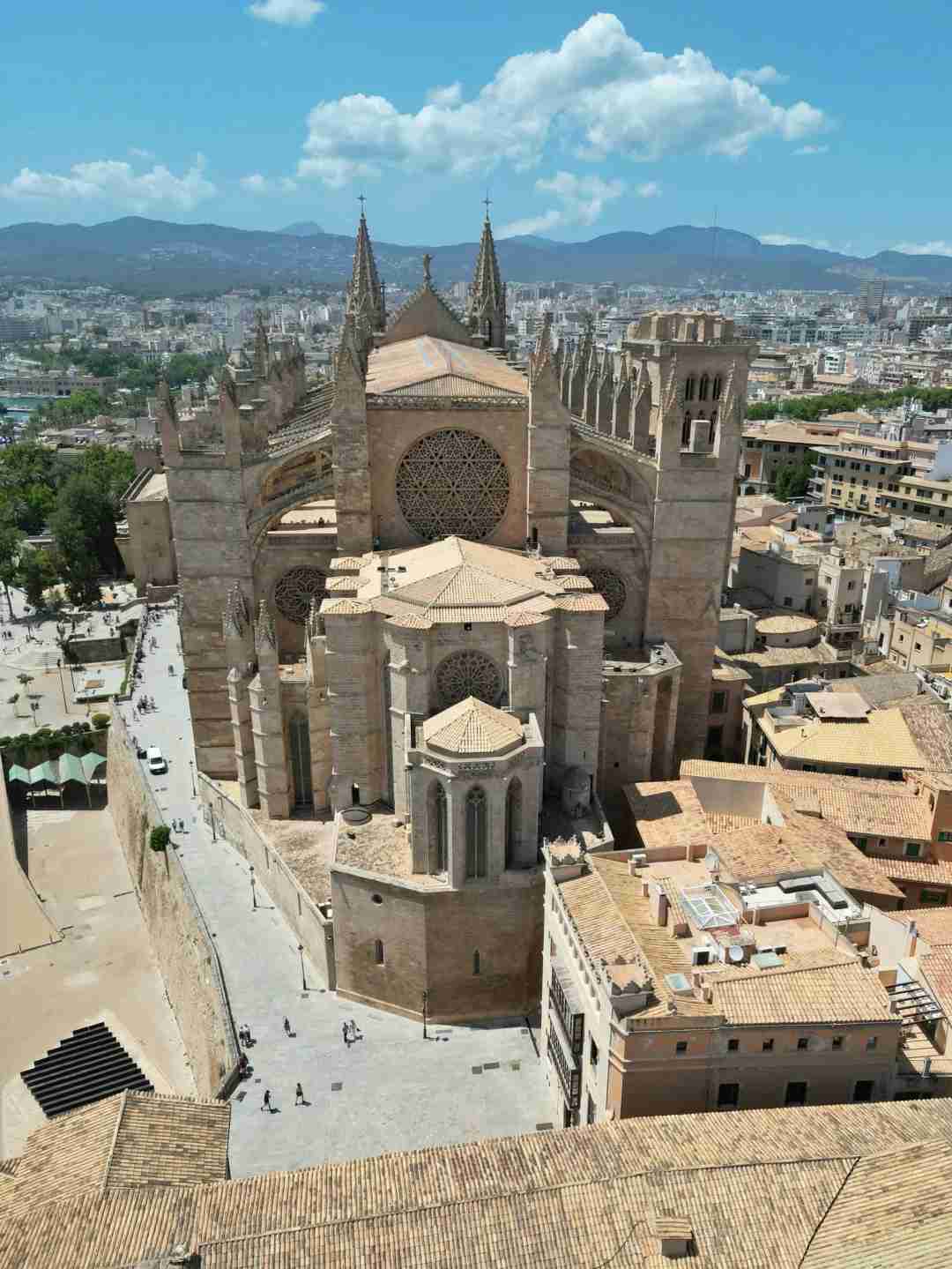 Os 10 Lugares Imperdíveis na Espanha para Experiências Inesquecíveis Antes de Partir