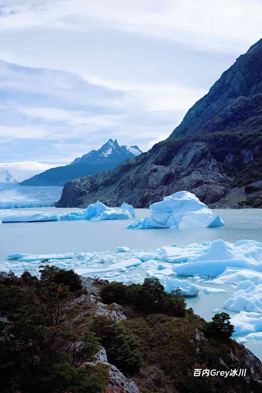 Guide de randonnée de 6 jours et 120 km en Patagonie : sentiers du Chili et d'Argentine