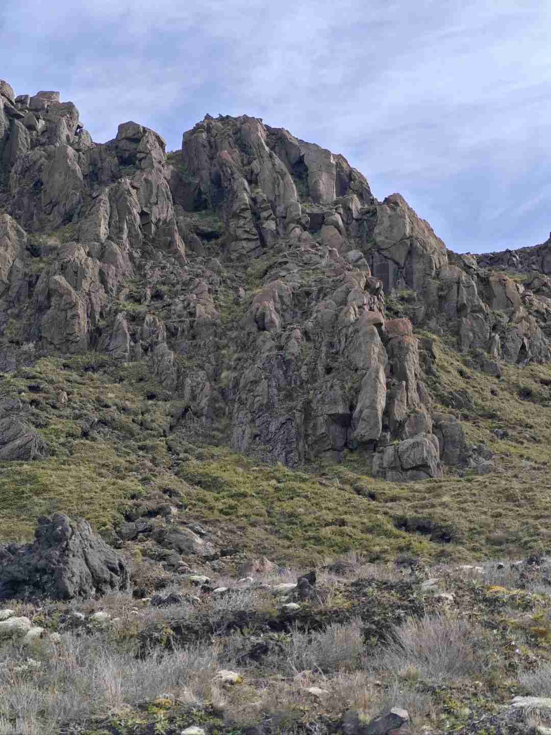 Ultimate Guide to Summer Hiking in Tongariro: Trails & Tips 🌋