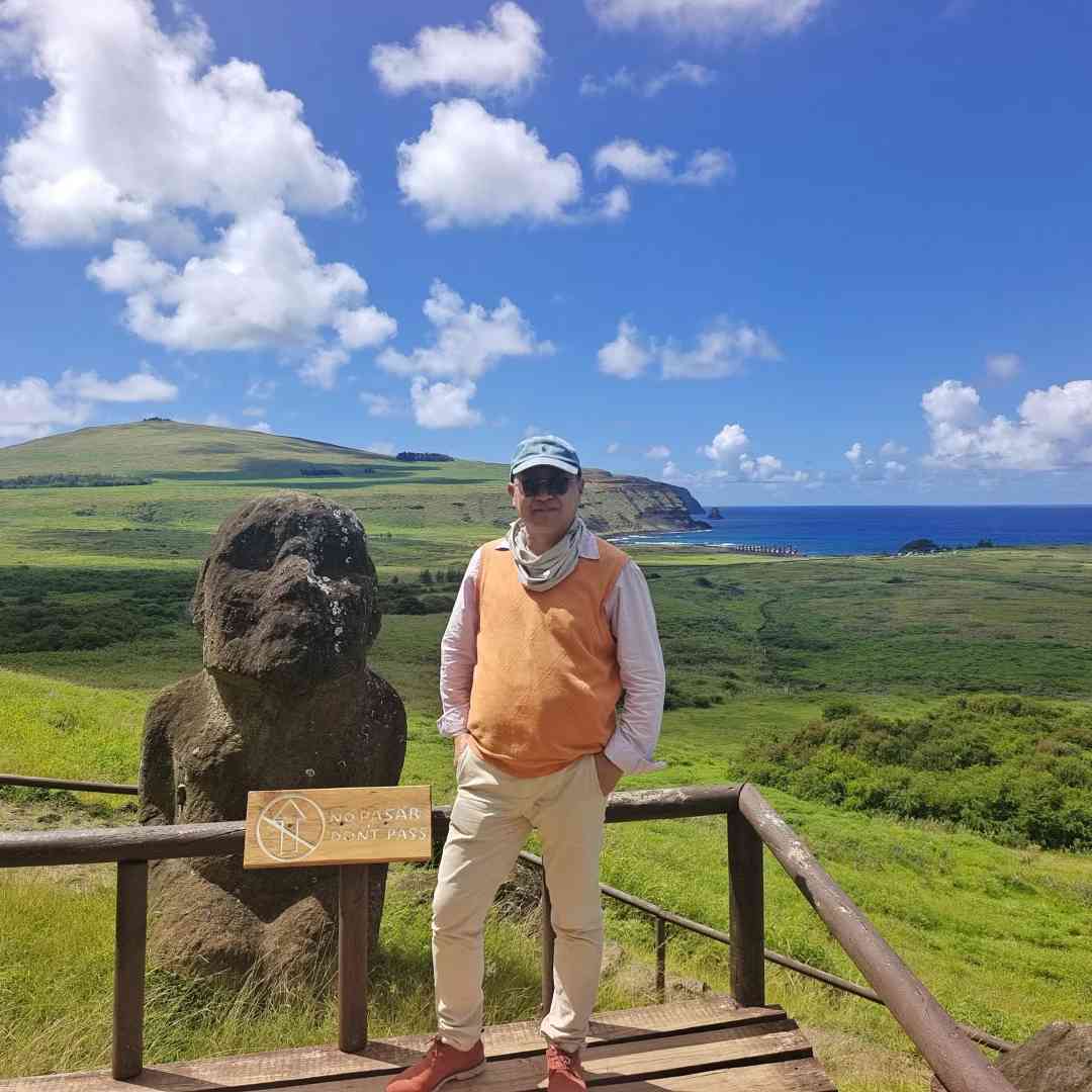 What's the Best Self-Guided Tour Route for Easter Island on a Budget?